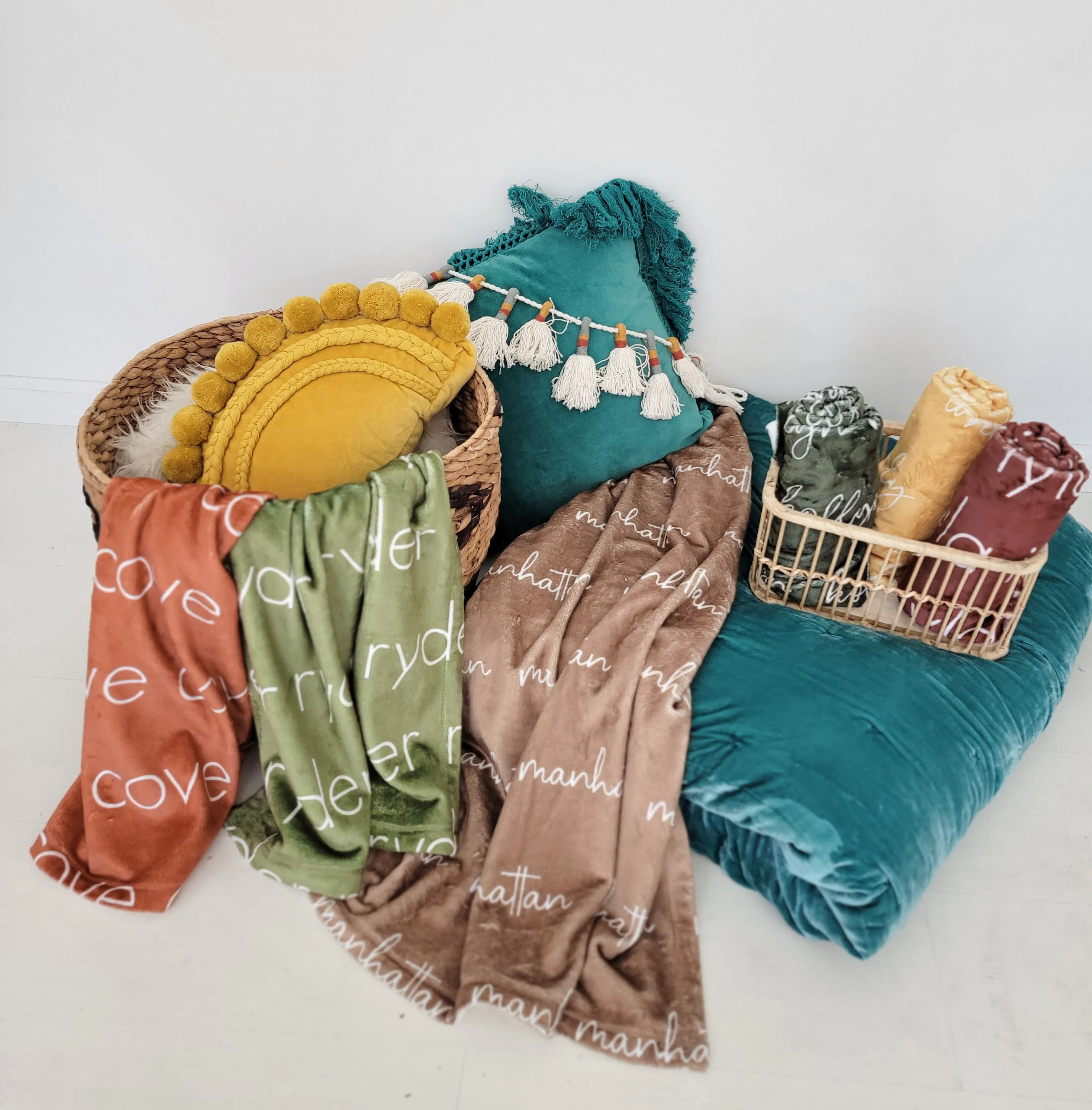 PERSONALIZED NAME BLANKET - LIGHT (BOHO COLOR OPTIONS)